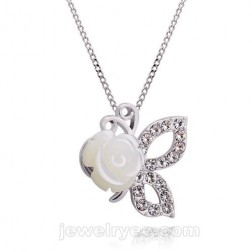 Crystal Necklace-Middle Class-Lovely style-DE84345