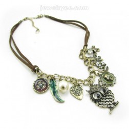Choker Necklace-Middle Class-Antique style-DE83358