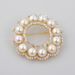 White Freshwater Pearl Brooch-Middle Class-Fashion style-JE22083